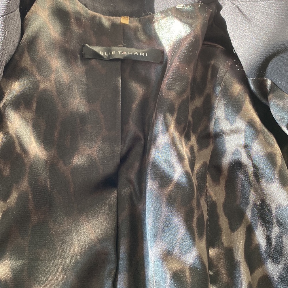 Elie Tahari Black Tailored Slimming Jacket Blazer Leopard Print Lining Sz 2 - Picture 9 of 10
